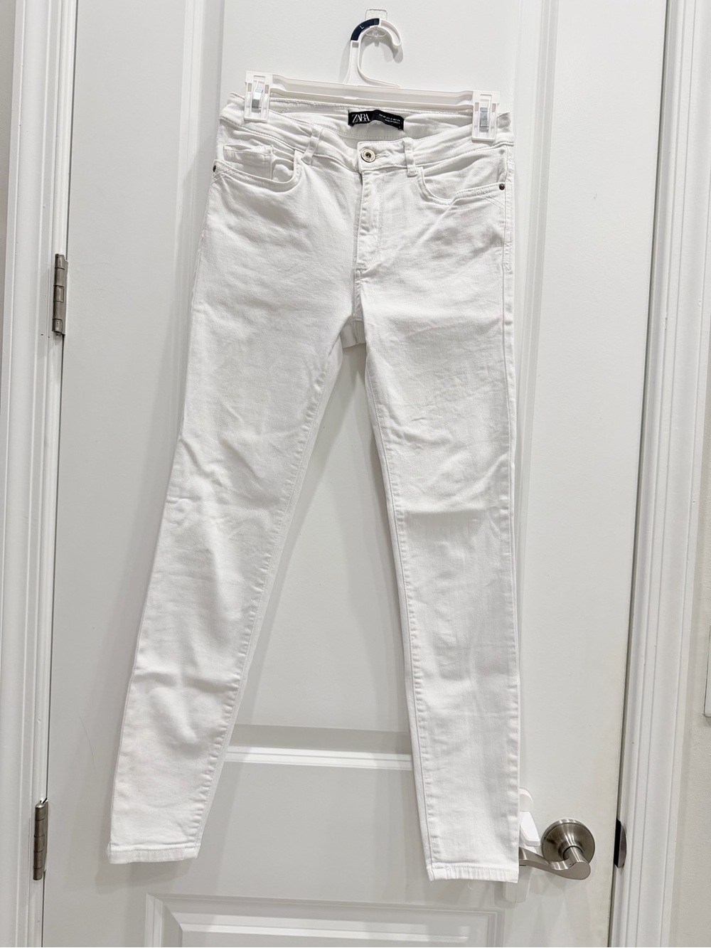 Zara White Skinny Jeans - High-Rise Stretch